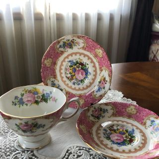 ロイヤルアルバート(ROYAL ALBERT)のロイヤルアルバート　カップ&ソーサー(グラス/カップ)