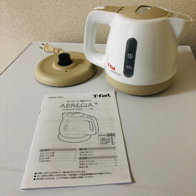 T-fal(ティファール)のT-FAL ケトル(0.8L)✨美品✨ スマホ/家電/カメラの生活家電(電気ケトル)の商品写真