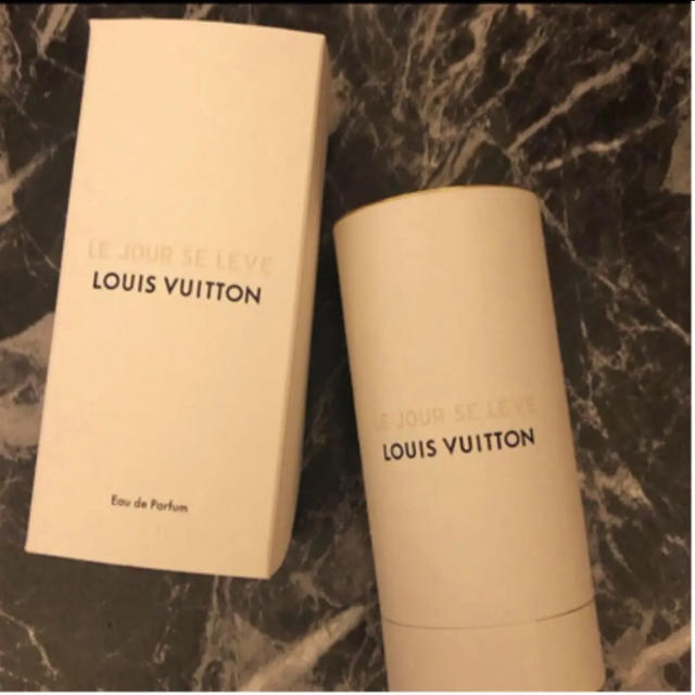 LOUIS VUITTON(ルイヴィトン)のLOUIS VUITTON 香水 LE JOUR SE LÈVE コスメ/美容の香水(香水(女性用))の商品写真