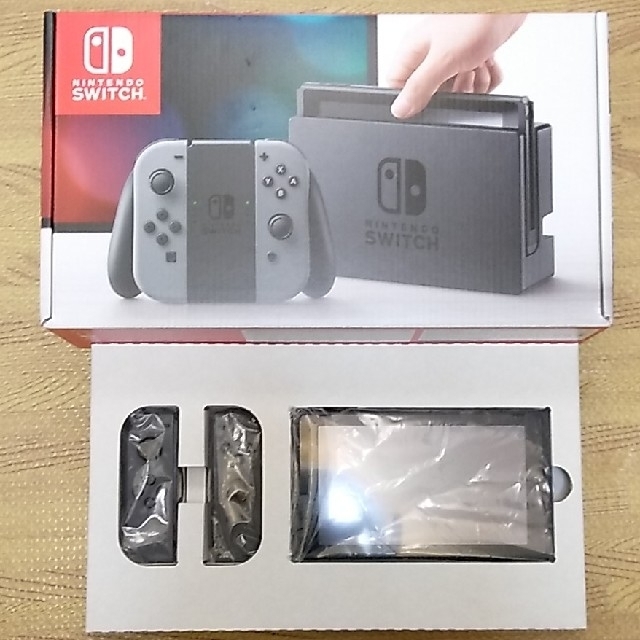 【美品】Nintendo Switch本体  任天堂スイッチ