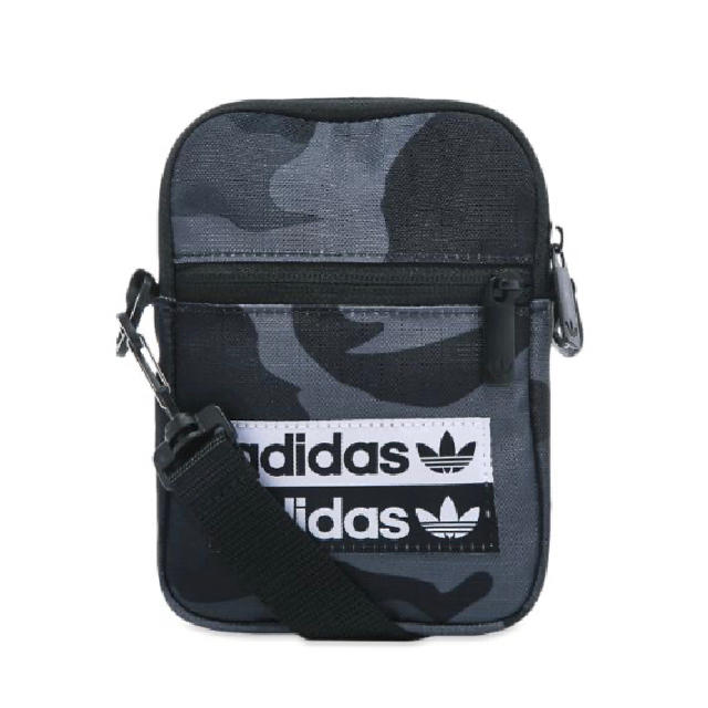 adidas(アディダス)の新品★海外 adidas ショルダーバッグ 送料込★ メンズのバッグ(ショルダーバッグ)の商品写真