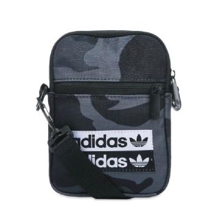 アディダス(adidas)の新品★海外 adidas ショルダーバッグ 送料込★(ショルダーバッグ)