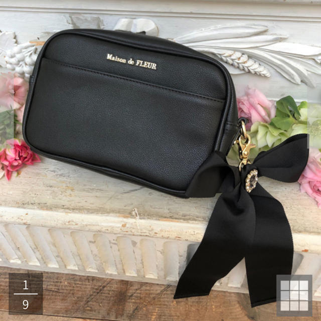 Maison de FLEUR(メゾンドフルール)のMaison de FLEUR リボンショルダーバッグ プリンセス レディースのバッグ(ショルダーバッグ)の商品写真