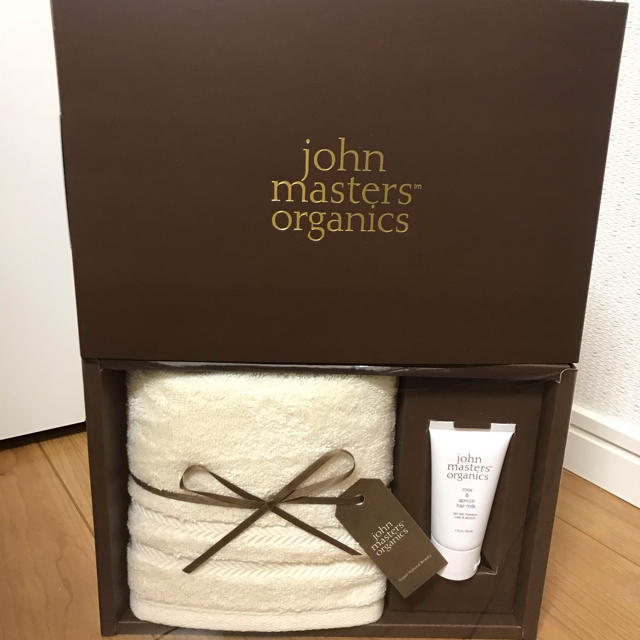 John Masters Organics(ジョンマスターオーガニック)のジョンマスター オーガニック　ギフトセット コスメ/美容のヘアケア/スタイリング(ヘアケア)の商品写真