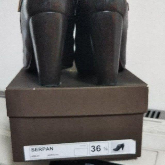CHIE MIHARA(チエミハラ)の mch様専用　CHIE MIHARA 　ストラップパンプス レディースの靴/シューズ(ハイヒール/パンプス)の商品写真