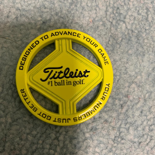 Titleist(タイトリスト)のタイトリスト  マーカー黄色 スポーツ/アウトドアのゴルフ(その他)の商品写真