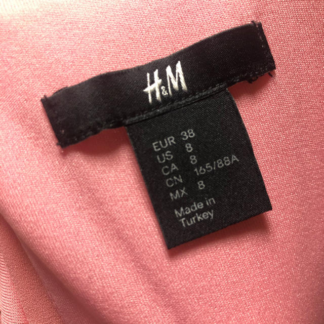 H&M(エイチアンドエム)の【値下中】美品★H&M★シフォンワンピース★ピンク★38 レディースのワンピース(ひざ丈ワンピース)の商品写真