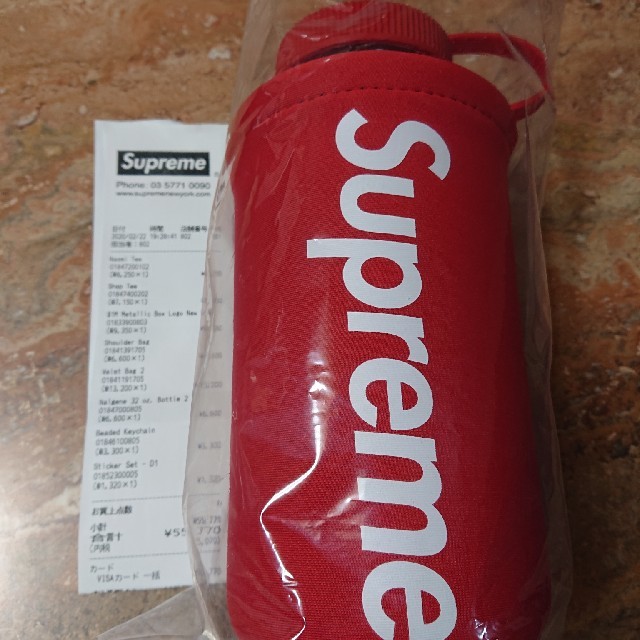 Supreme(シュプリーム)のSupreme20ss week1 Nalgene 32oz. Bottle2赤 インテリア/住まい/日用品のキッチン/食器(タンブラー)の商品写真