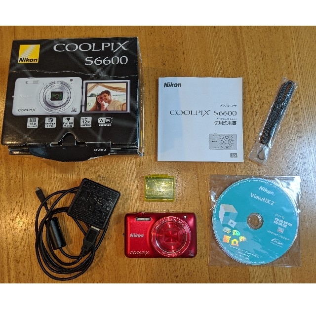 Nikon(ニコン)の中古★デジカメ　COOLPIX S6600　レッド スマホ/家電/カメラのカメラ(コンパクトデジタルカメラ)の商品写真