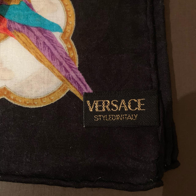 VERSACE(ヴェルサーチ)のヴェルサーチ ハンカチ レディースのファッション小物(ハンカチ)の商品写真