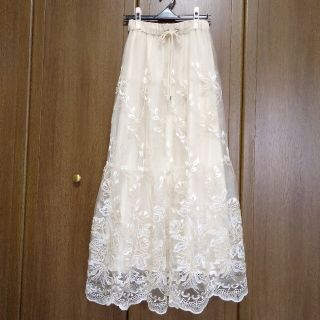 グレースコンチネンタル(GRACE CONTINENTAL)のまみよん様専用 Grace Classグレースクラス チュール 刺繍 スカート(ロングスカート)