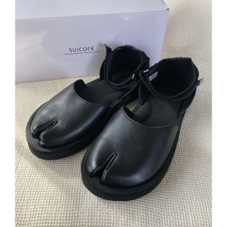 suicoke - 【SUICOKE】足袋サンダルの通販 by ari｜スイコックならラクマ