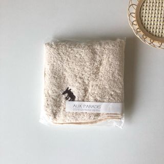 オゥパラディ(AUX PARADIS)のAUX PARADIS organic cotton towel タオルハンカチ(ハンカチ)