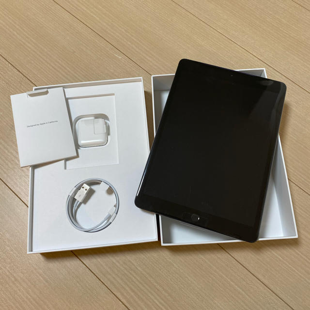 【新品】Apple iPad 第7世代　Wi-Fi+Sellular 32GB 2