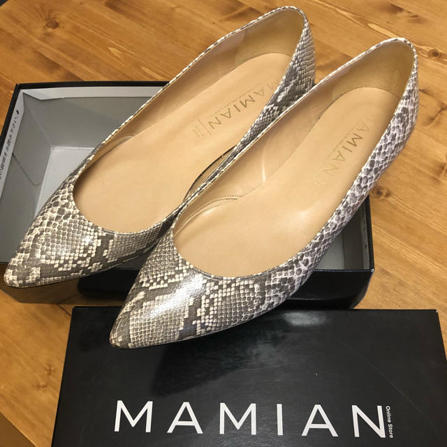 MAMIAN(マミアン)の【値下げ♪】MAMIAN フラットパンプス　パイソン25,0㎝ レディースの靴/シューズ(ハイヒール/パンプス)の商品写真