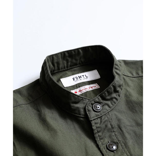 FUNDAMENTAL AGREEMENT LUXURY(ファンダメンタルアグリーメントラグジュアリー)のタグ付新品未使用 FDMTL no collar military shirts メンズのトップス(シャツ)の商品写真