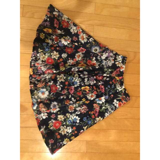 And Couture(アンドクチュール)のアンドクチュール　花柄スカート レディースのスカート(ひざ丈スカート)の商品写真