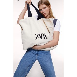 ZARA - ロゴ トート バッグ ZARA ザラ 即完売品 大人気の通販 by つー ...