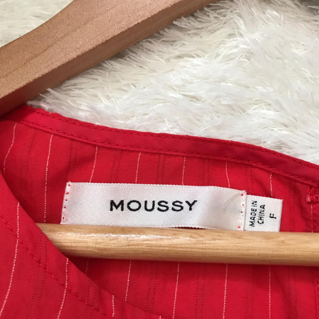 moussy(マウジー)の【マウジー moussy】五分袖ストライプブラウス　シャツリボン　ラウンドネック レディースのトップス(シャツ/ブラウス(長袖/七分))の商品写真