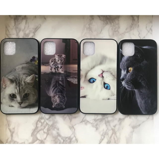 可愛いねこちゃん♪背面9Hガラスケース iPhone11 萌猫と白猫