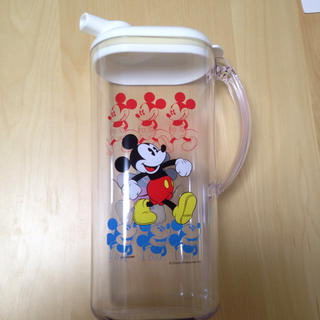 ディズニー(Disney)のミッキーウォーターボトル(容器)