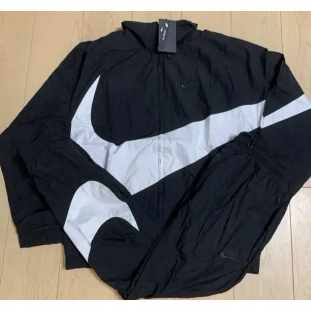 NIKE(ナイキ)の[新品] ナイキ ビッグ スウッシュ メンズ セットアップ メンズのスーツ(セットアップ)の商品写真