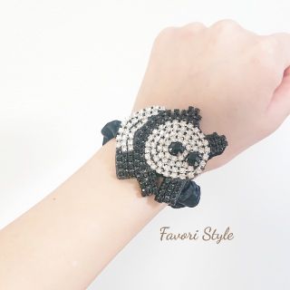 ミュベールワーク(MUVEIL WORK)のハンドメイド  シュシュ ✨ パンダ🐼(ヘアゴム/シュシュ)