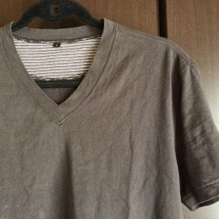 ムジルシリョウヒン(MUJI (無印良品))の無印良品MUJI Vカット半袖TシャツメンズLサイズチャコールグレーカットソー(Tシャツ/カットソー(半袖/袖なし))