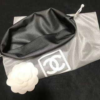 シャネル(CHANEL)のCHANEL❤︎スポーツライン 未使用 巾着袋 38㎝ ライトグレー(その他)