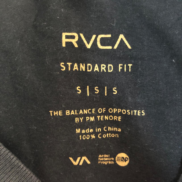 RVCA(ルーカ)の【海外購入品】RVCA 黒Tシャツ メンズのトップス(Tシャツ/カットソー(半袖/袖なし))の商品写真