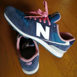 ニューバランス(New Balance)の最終値下げ＊ニューバランス 996　紺×ピンク　24.5(スニーカー)