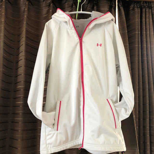 UNDER ARMOUR(アンダーアーマー)のなつ様専用 スポーツ/アウトドアのランニング(ウェア)の商品写真