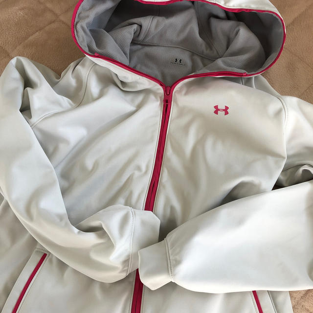 UNDER ARMOUR(アンダーアーマー)のなつ様専用 スポーツ/アウトドアのランニング(ウェア)の商品写真