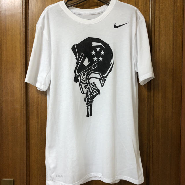 NIKE(ナイキ)の☆値下げ☆NIKE ナイキ Tシャツ メンズのトップス(Tシャツ/カットソー(半袖/袖なし))の商品写真