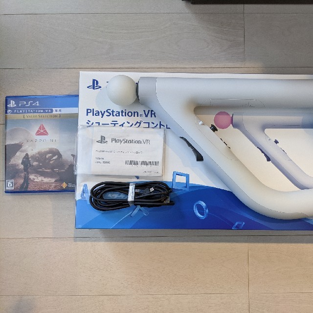 PlayStation VR(プレイステーションヴィーアール)のPlayStation VR シューティングコントローラー (VR専用) エンタメ/ホビーのゲームソフト/ゲーム機本体(家庭用ゲーム機本体)の商品写真