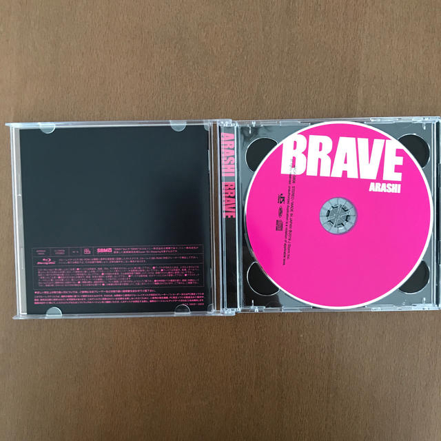 BRAVE（初回限定盤/Blu-ray付） エンタメ/ホビーのCD(ポップス/ロック(邦楽))の商品写真