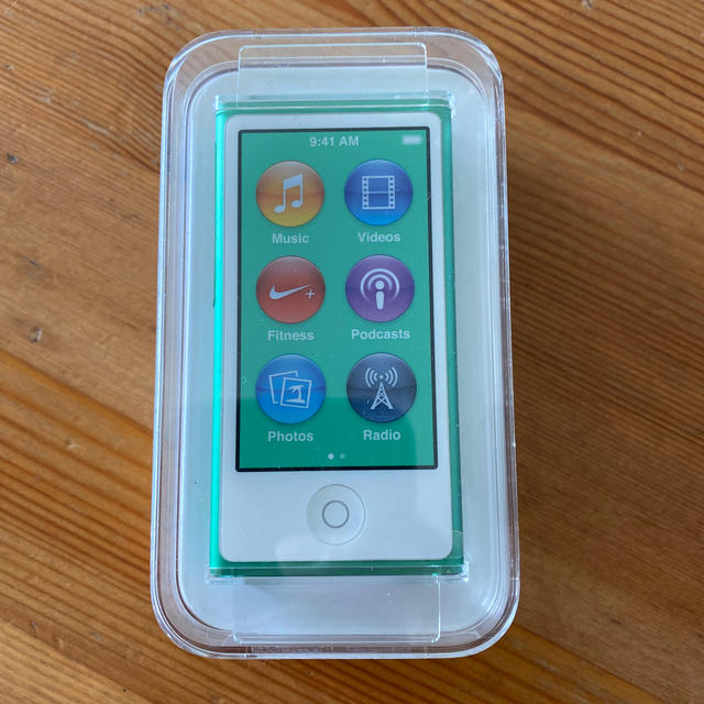 出産祝い 【新品未使用開封のみ】ipod グリーン 16GB nano ポータブルプレーヤー