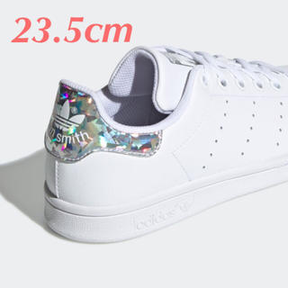 adidas - adidas スタンスミス ホワイト☆ホログラム☆ 23.5cmの通販 ...