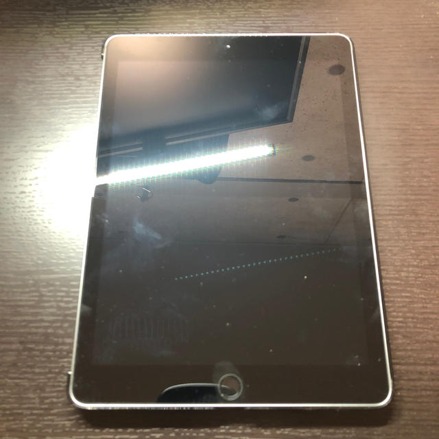 iPad 第6世代 Wi-Fi 32GB スペースグレー 【国内発送】 18850円 www