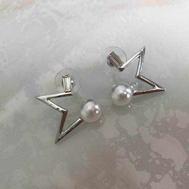 新品⭐︎パール⭐︎ピアス⭐︎TASAKI ミキモト好きな方に レディースのアクセサリー(ピアス)の商品写真