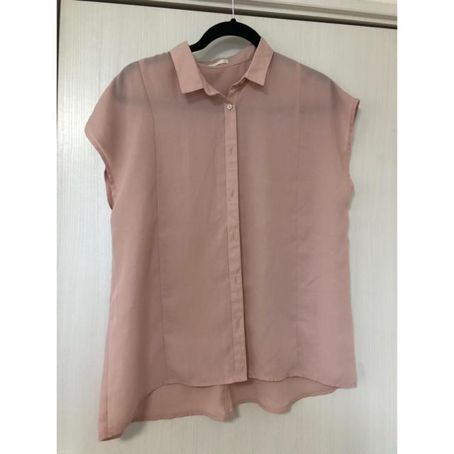 GU(ジーユー)のキレイめシャツ レディースのトップス(シャツ/ブラウス(半袖/袖なし))の商品写真