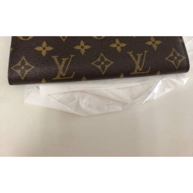 LOUIS VUITTON(ルイヴィトン)のGW期間値下げ！ヴィトン  モノグラム　長財布　未使用 レディースのファッション小物(財布)の商品写真