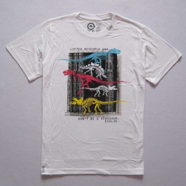 LRG(エルアールジー)の新品サイズL  LRG T シャツ メンズのトップス(Tシャツ/カットソー(半袖/袖なし))の商品写真