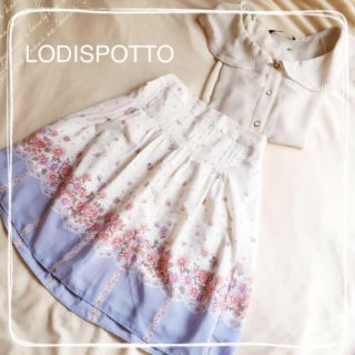 ロディスポット(LODISPOTTO)の水彩花柄ハイウエストスカート(ひざ丈スカート)