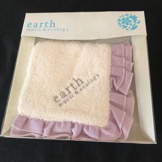 アースミュージックアンドエコロジー(earth music & ecology)のプーちゃん's shop 様専用(ハンカチ)