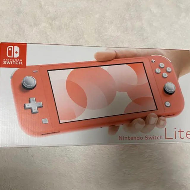 Nintendo Switch コーラル★新品