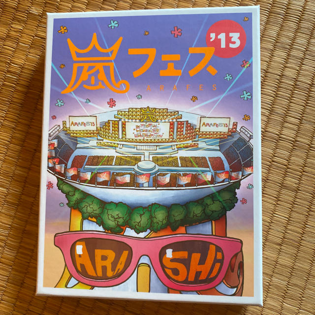 嵐(アラシ)の【初回盤】嵐 アラフェス’13　NATIONAL　STADIUM　2013 DV エンタメ/ホビーのDVD/ブルーレイ(ミュージック)の商品写真