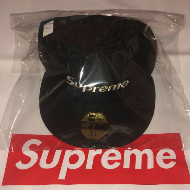 Supreme(シュプリーム)のSupreme Box Logo New Era cap 黒　国内正規品　新品 メンズの帽子(キャップ)の商品写真