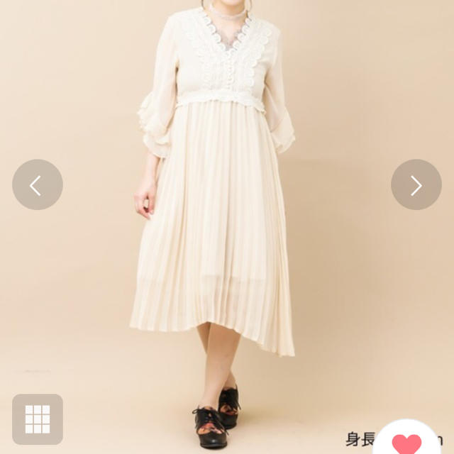 axes femme(アクシーズファム)の アクシーズファム ワンピース 新品 ロングワンピース シフォンワンピ　ひざ丈 レディースのワンピース(ひざ丈ワンピース)の商品写真