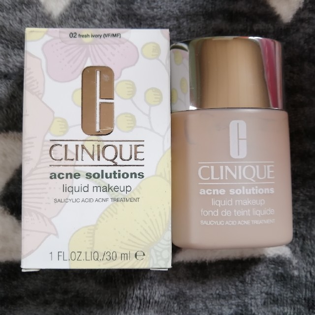 【新品未使用】CLINIQUE　ファンデーション